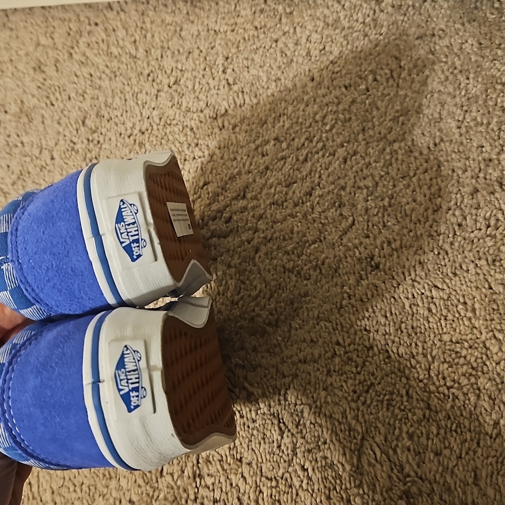 Vans - Picture 3 of 3